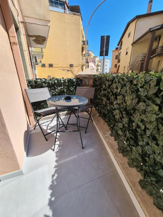 Sana Apartment Алгеро Екстериор снимка